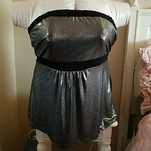 Torrid sz 3 Metallic Tube top